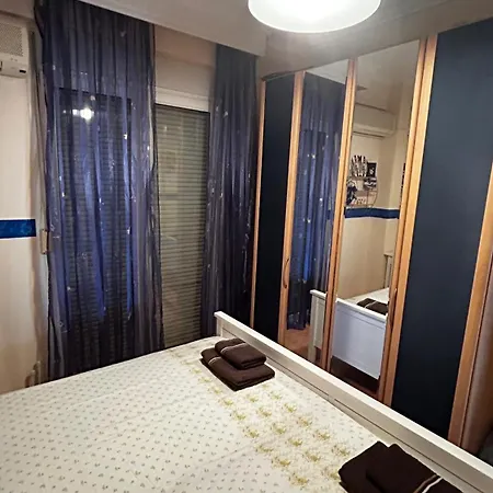 Kristine's Sea View 公寓 波利克罗诺